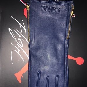 Tommy Hilfiger Gloves